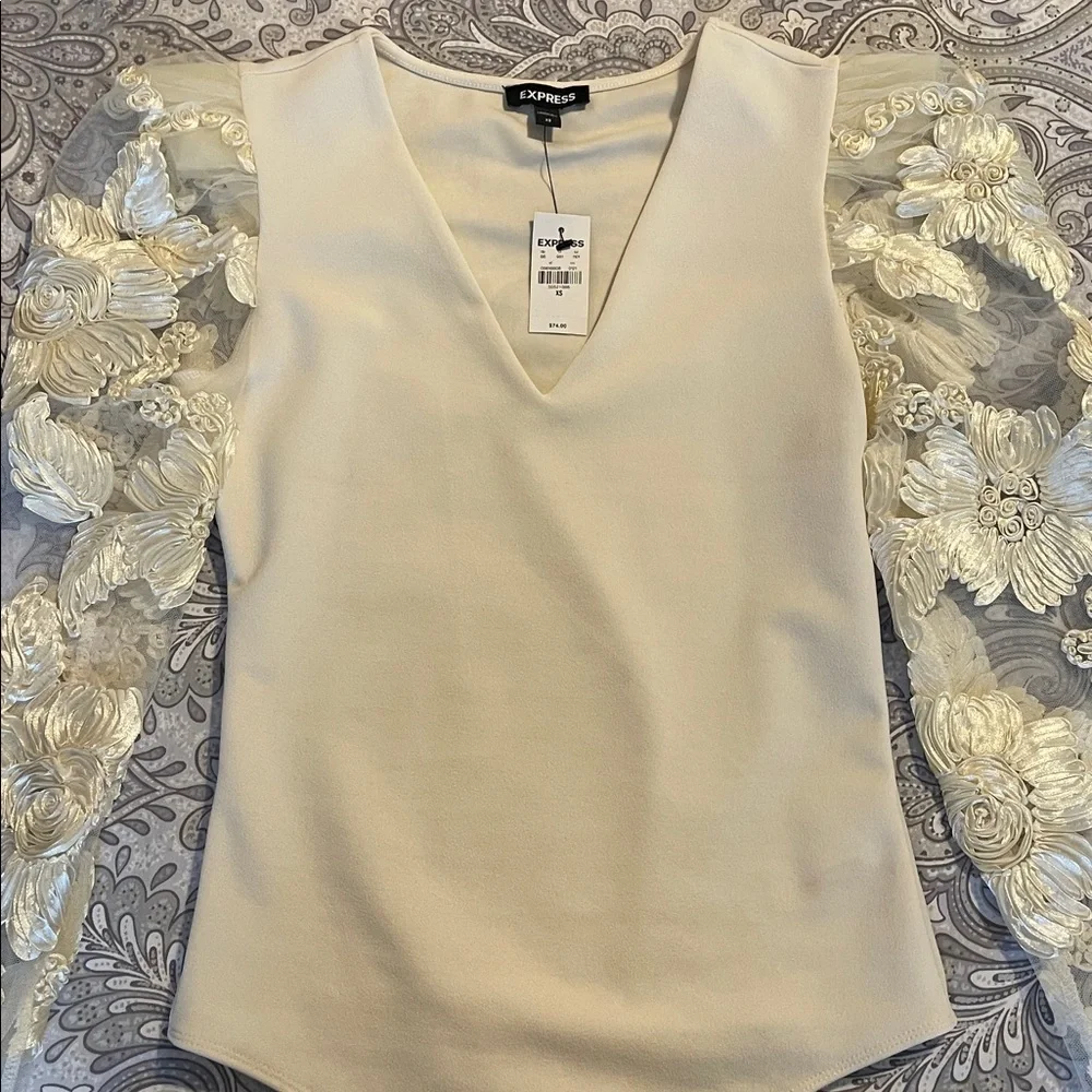 Express Ivory Bodysuit with Lace Floral Sleeves - Picture 3 of 8